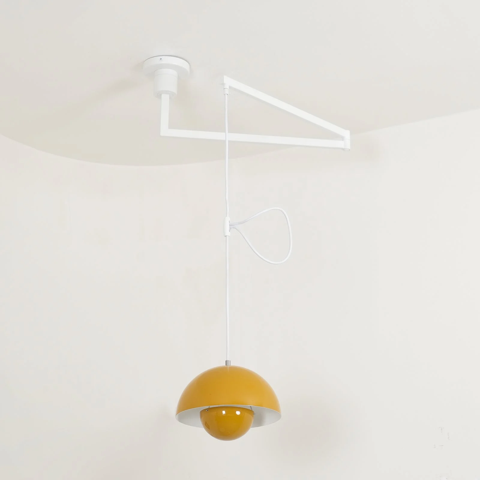 Color Swing Arm Pendant Light-Homelova