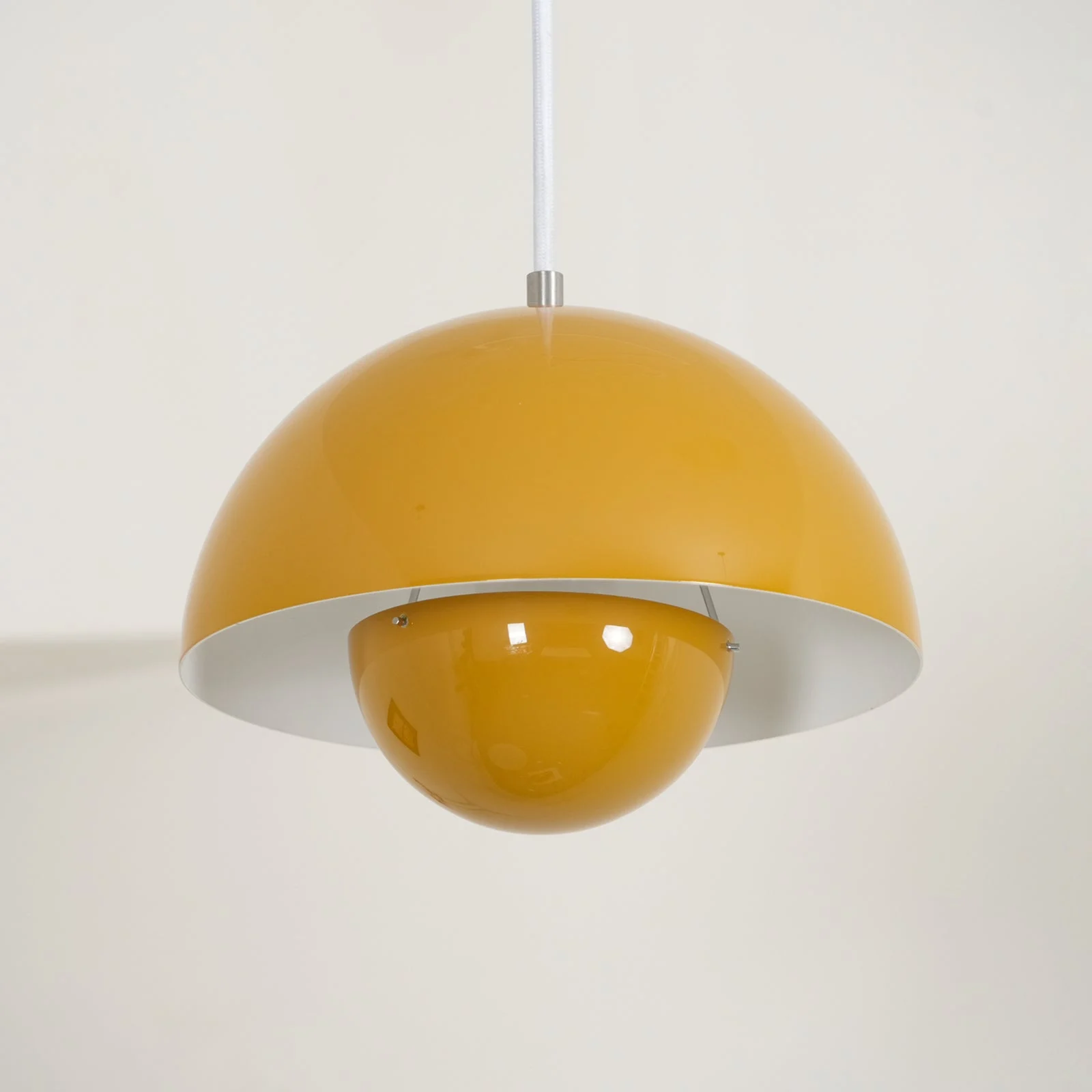 Color Swing Arm Pendant Light-Homelova