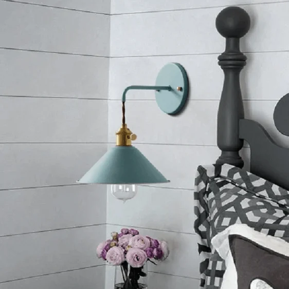 Linus - Vintage Plated Wall Lamp-Homelova