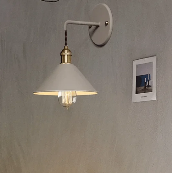 Linus - Vintage Plated Wall Lamp-Homelova