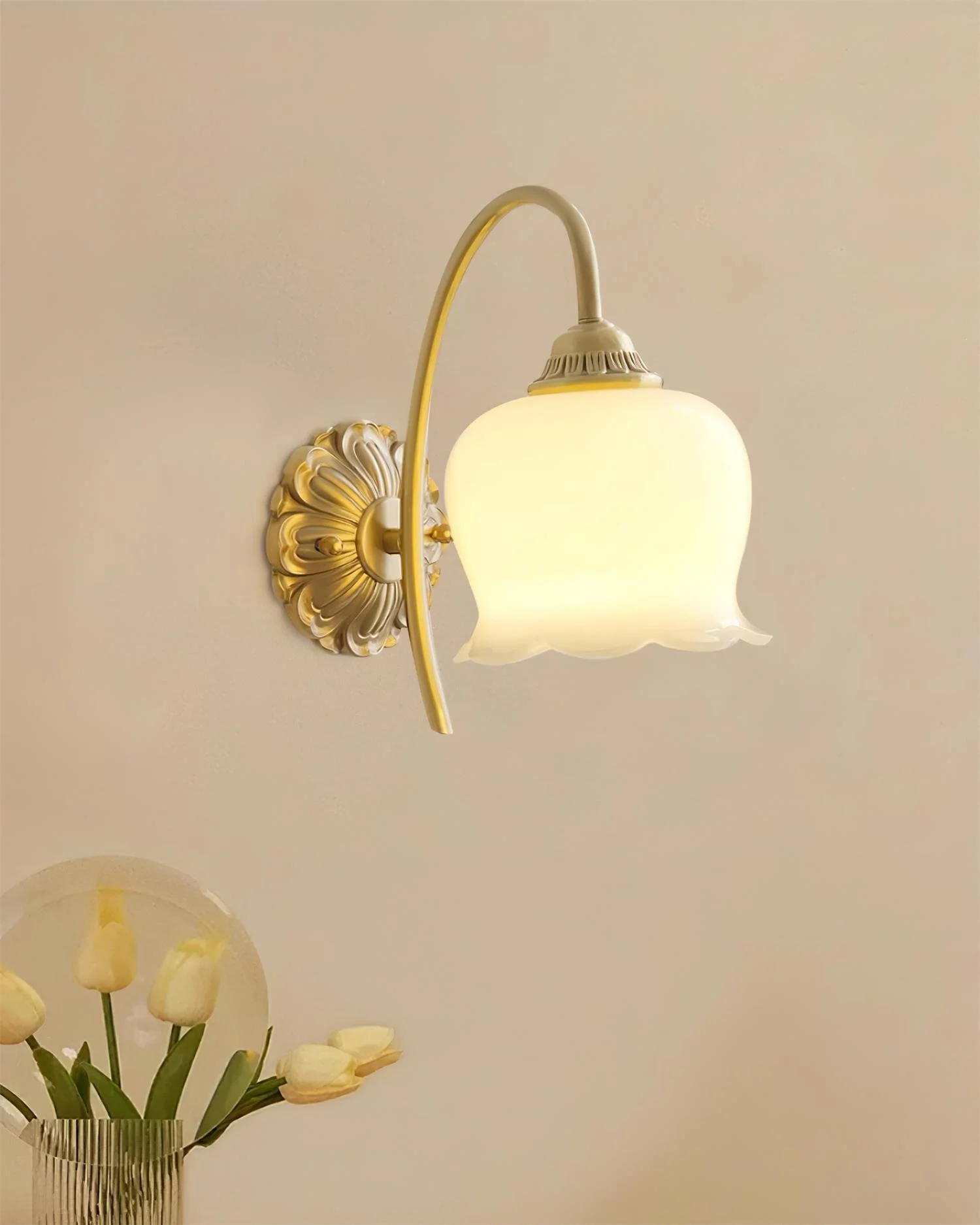 Vintage Mia Wall Lamp-Homelova