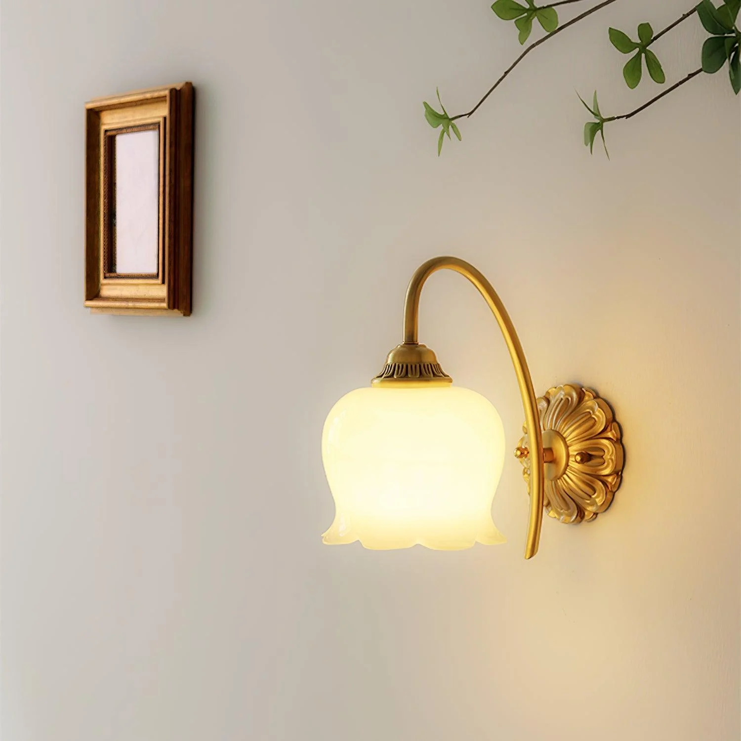 Vintage Mia Wall Lamp-Homelova
