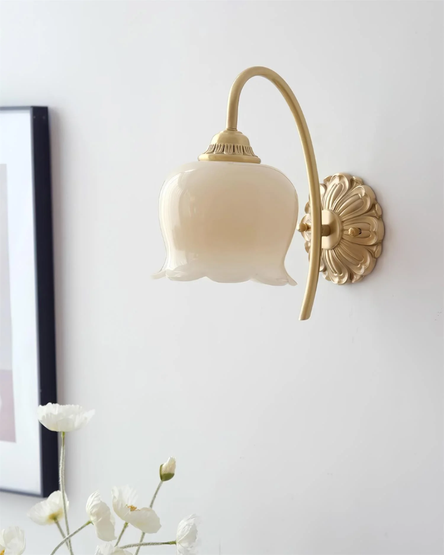 Vintage Mia Wall Lamp-Homelova