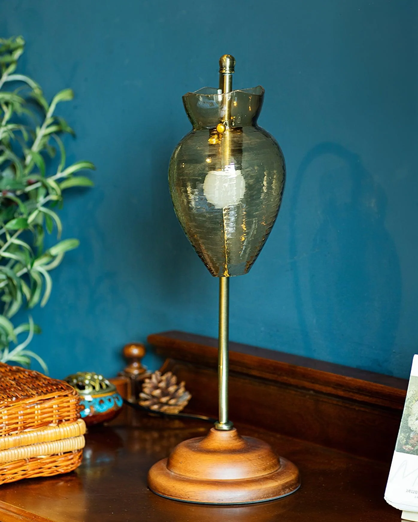 Vintage Natasha Table Lamp-Homelova
