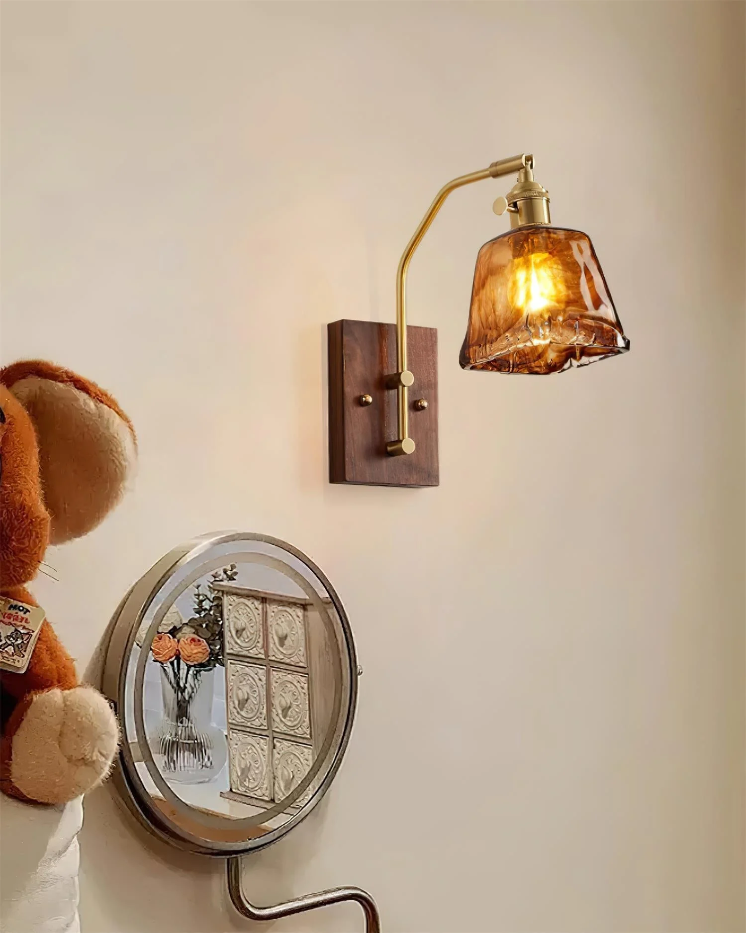 Vintage Peti Wall Lamp-Homelova