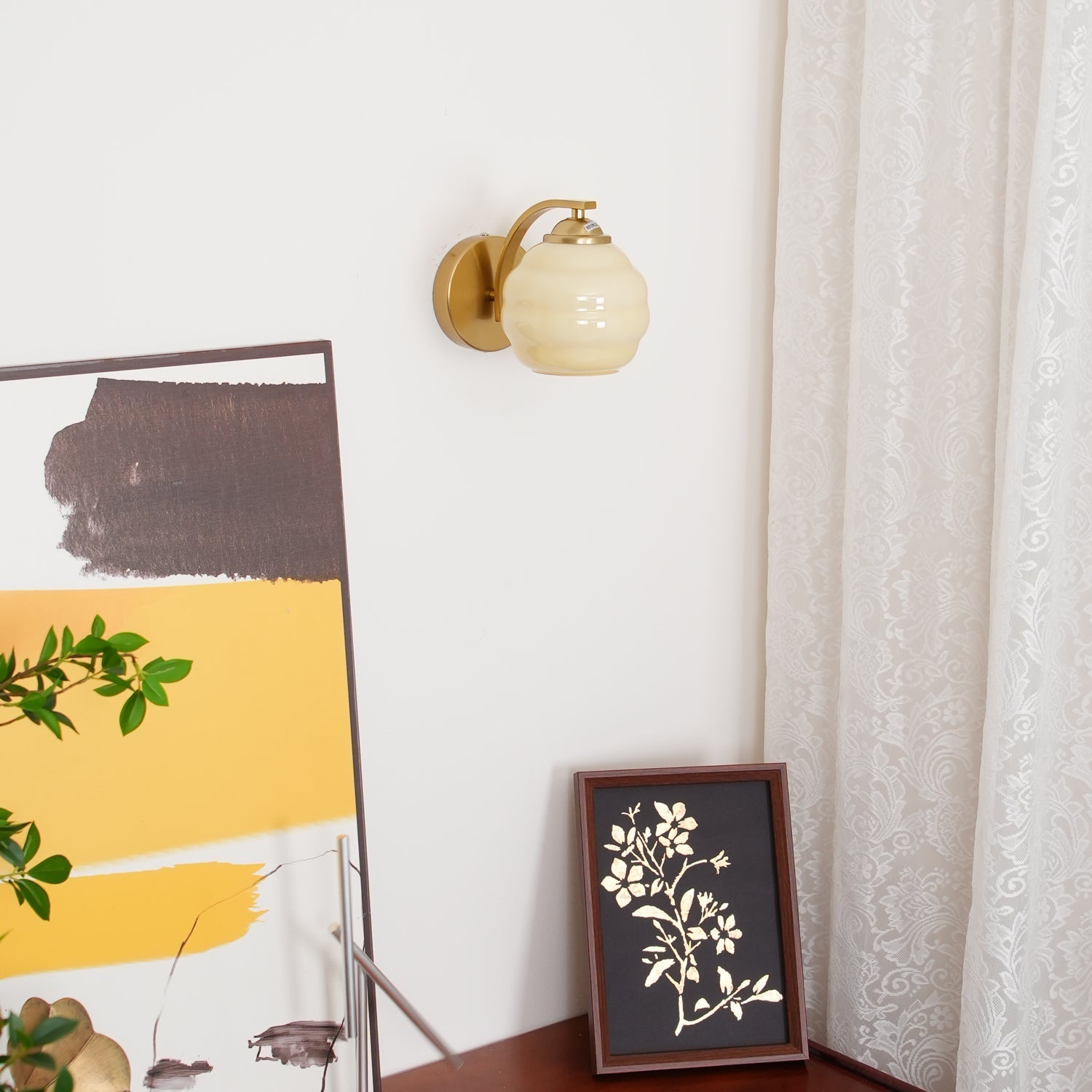 Art Deco Plug-in Wall Lamp-Homelova