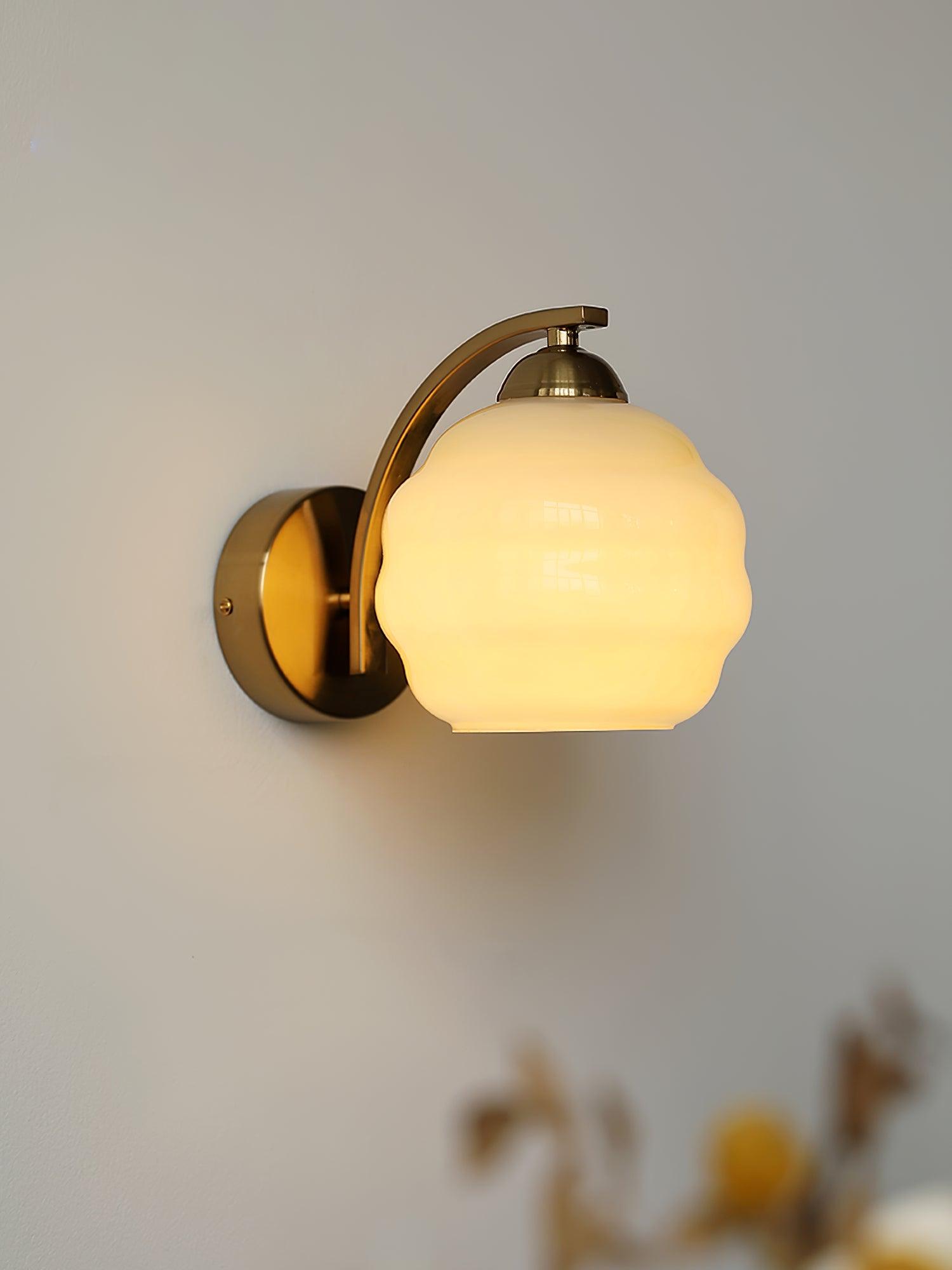 Art Deco Plug-in Wall Lamp-Homelova