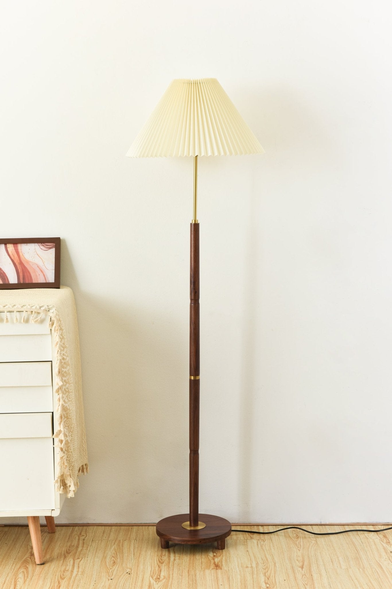 Axya Vintage Pleated Floor Lamp-Homelova