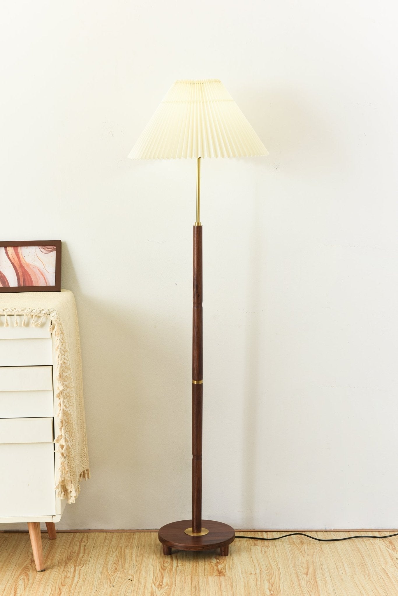 Axya Vintage Pleated Floor Lamp-Homelova
