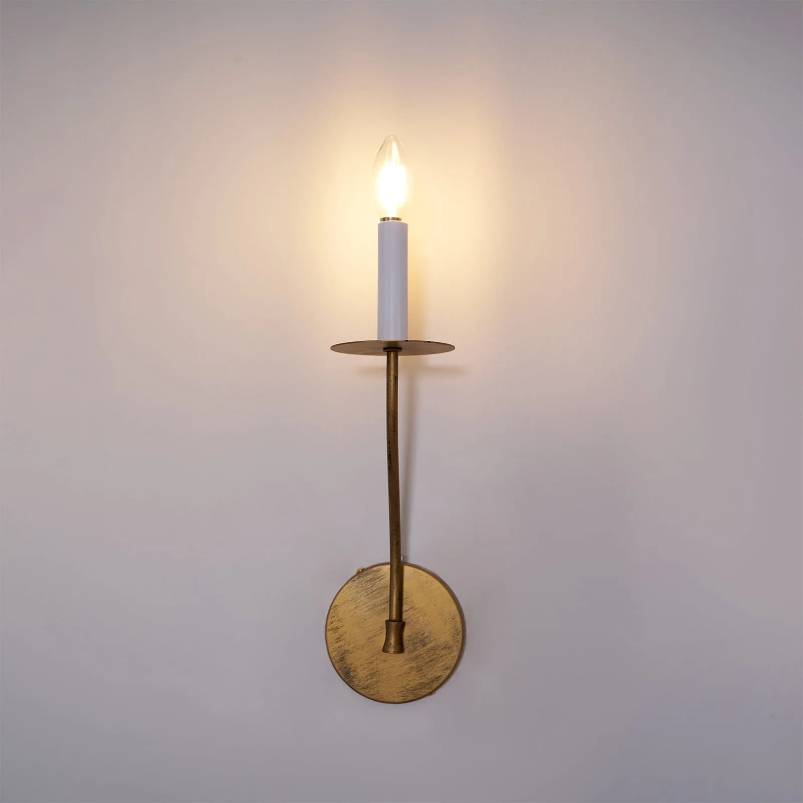 Belfair Wall Lamp-Homelova