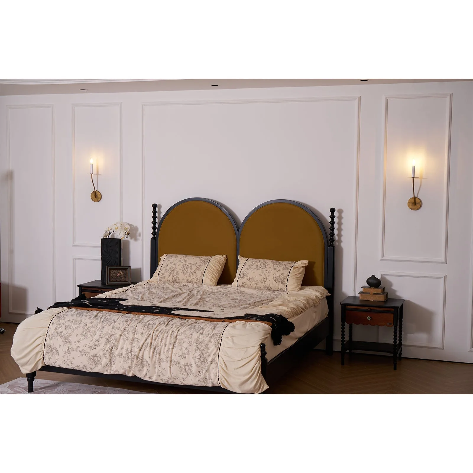 Belfair Wall Lamp-Homelova