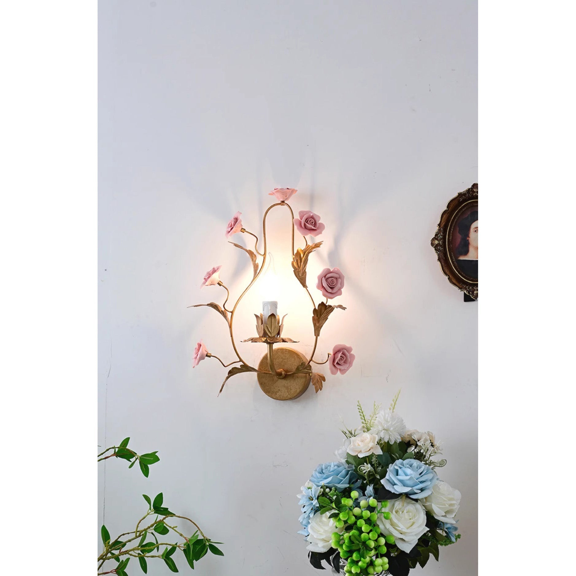 Heritage Floral Wall Lamp-Homelova