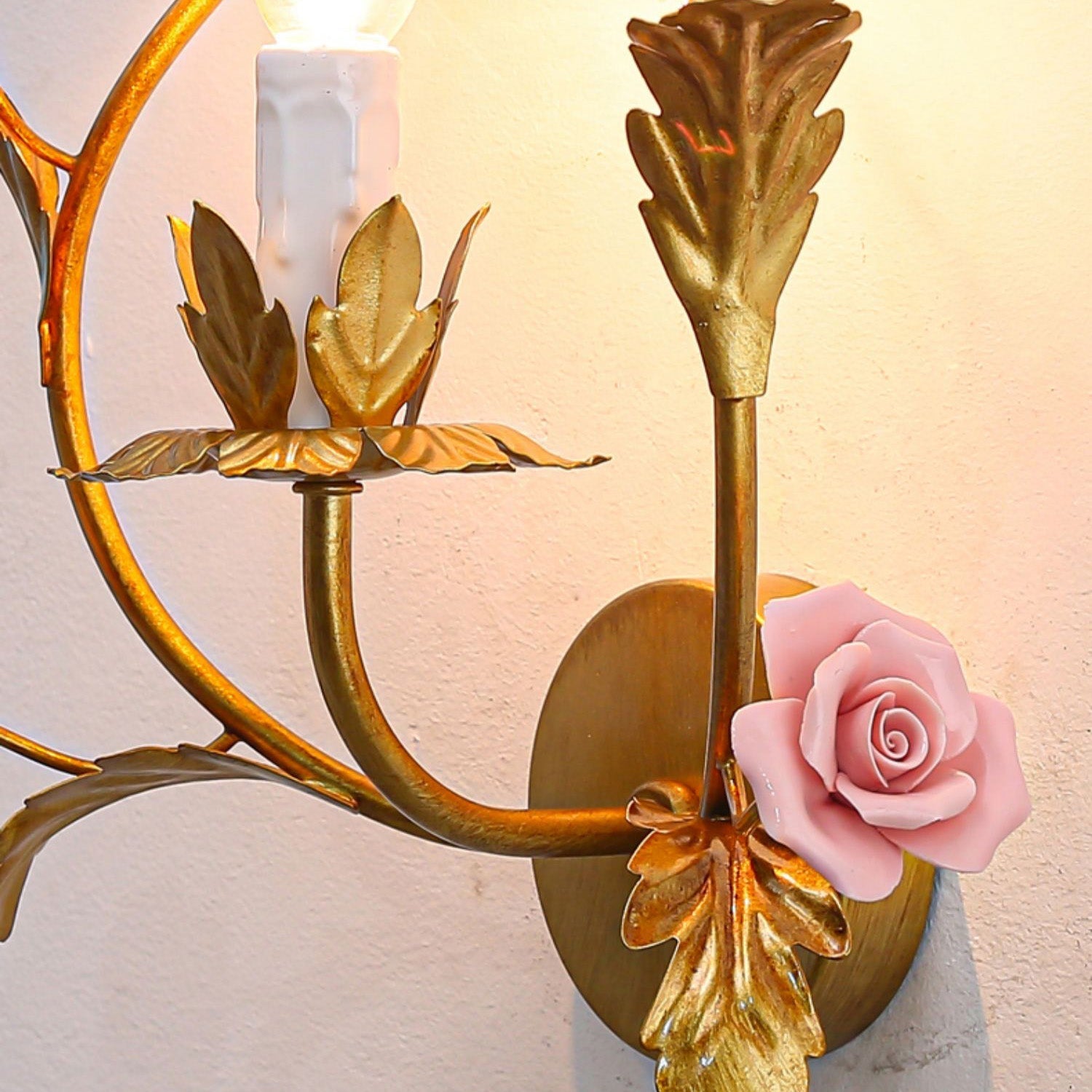 Heritage Floral Wall Lamp-Homelova