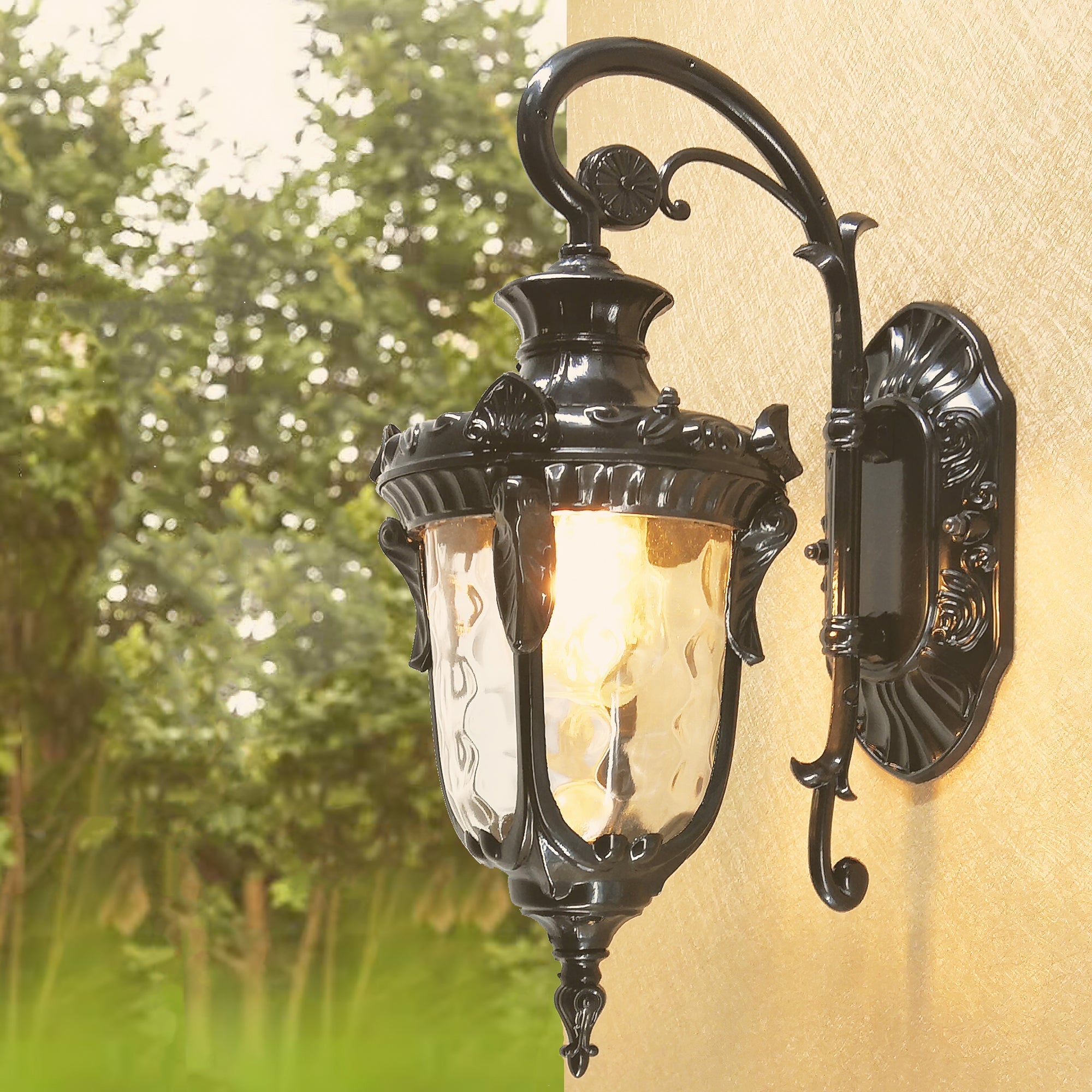 Heritage Outdoor Wall Lamp-Homelova