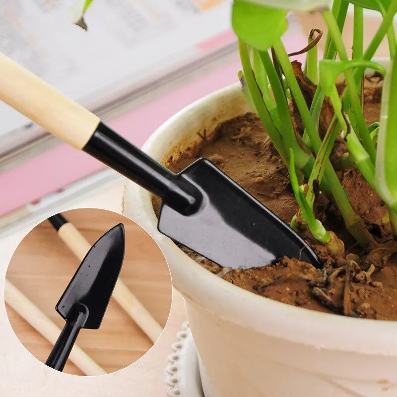 3 - Piece Garden Tool Set with Wooden Handles - Handy Shovel , Rake and Hoe for Garden Maintenance-Homelova