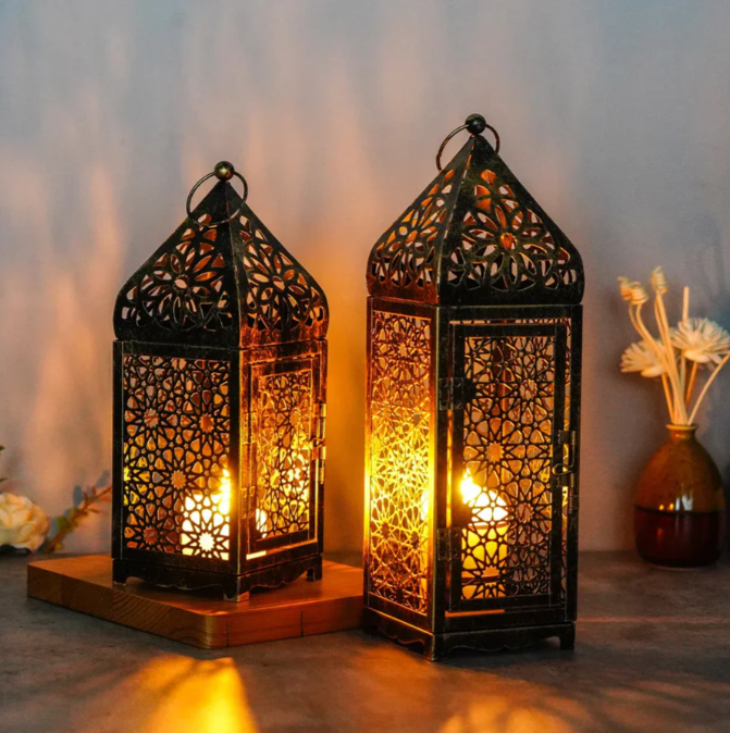 Vintage Lantern In Bronze Design-Homelova