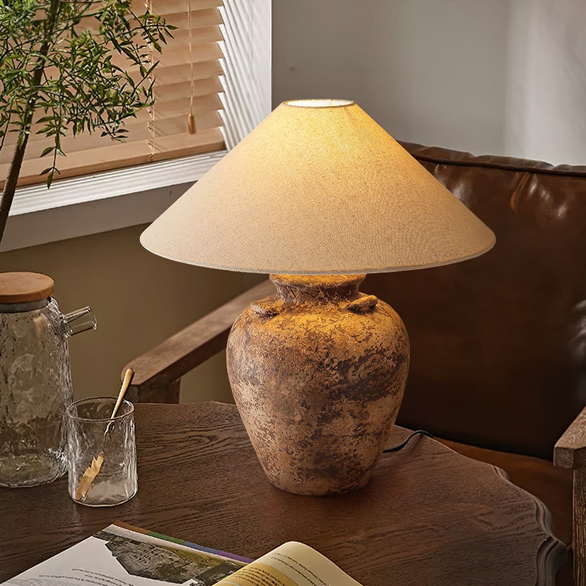 Vintage Terracotta Vase Table Lamp-Homelova