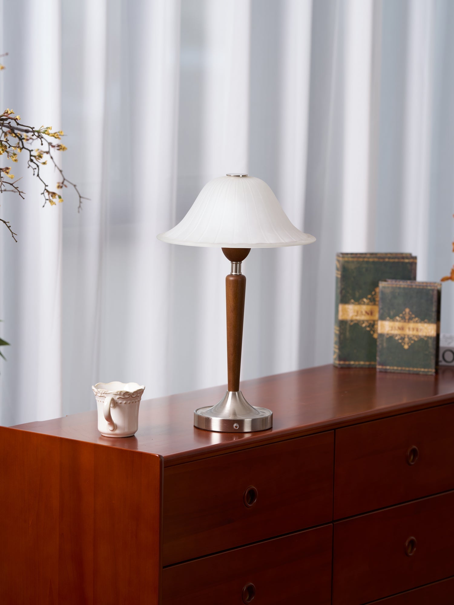 Winston Vintage Table Lamp-Homelova