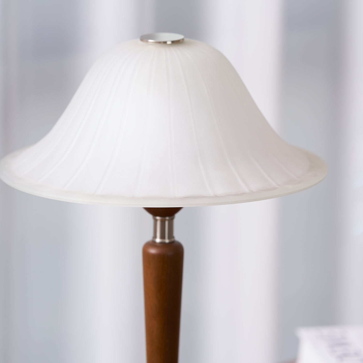 Winston Vintage Table Lamp-Homelova