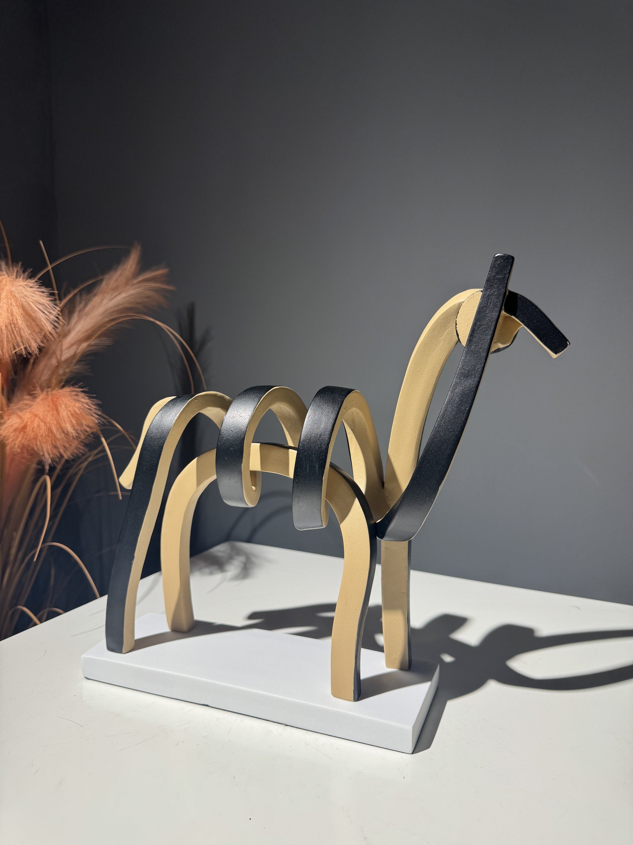 Abstract geometric horse sculpture, unique artistic home decoration-Homelova