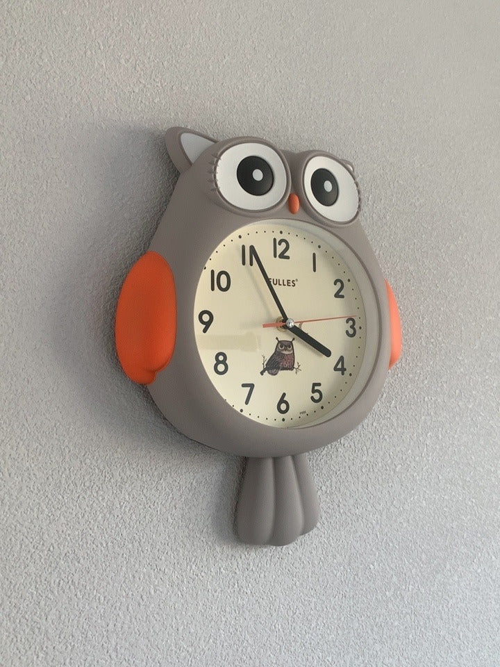 Cute cartoon owl wall clock with wagging tail,  children's room decoration-Homelova