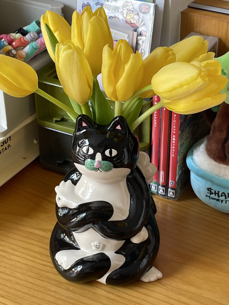 Elegant Black Cat Ceramic Vase: Charming and Unique Desktop Decor-Homelova