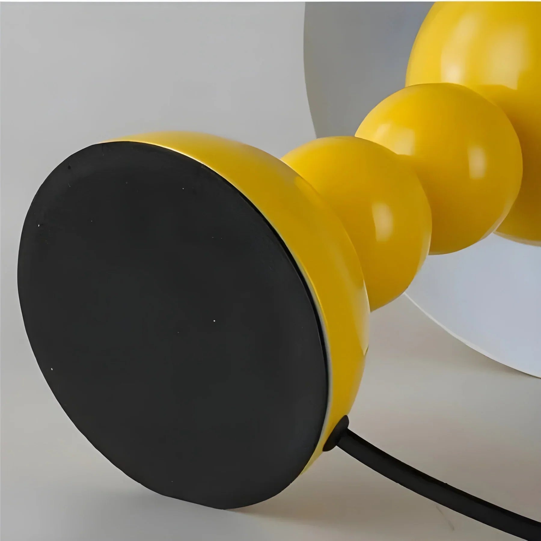 Modern Table Lamp in Scandinavian Design with Gold Accents-Homelova